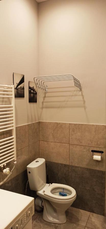 Studio Flat In A Historical XIX C. Building. Kaunas Esterno foto
